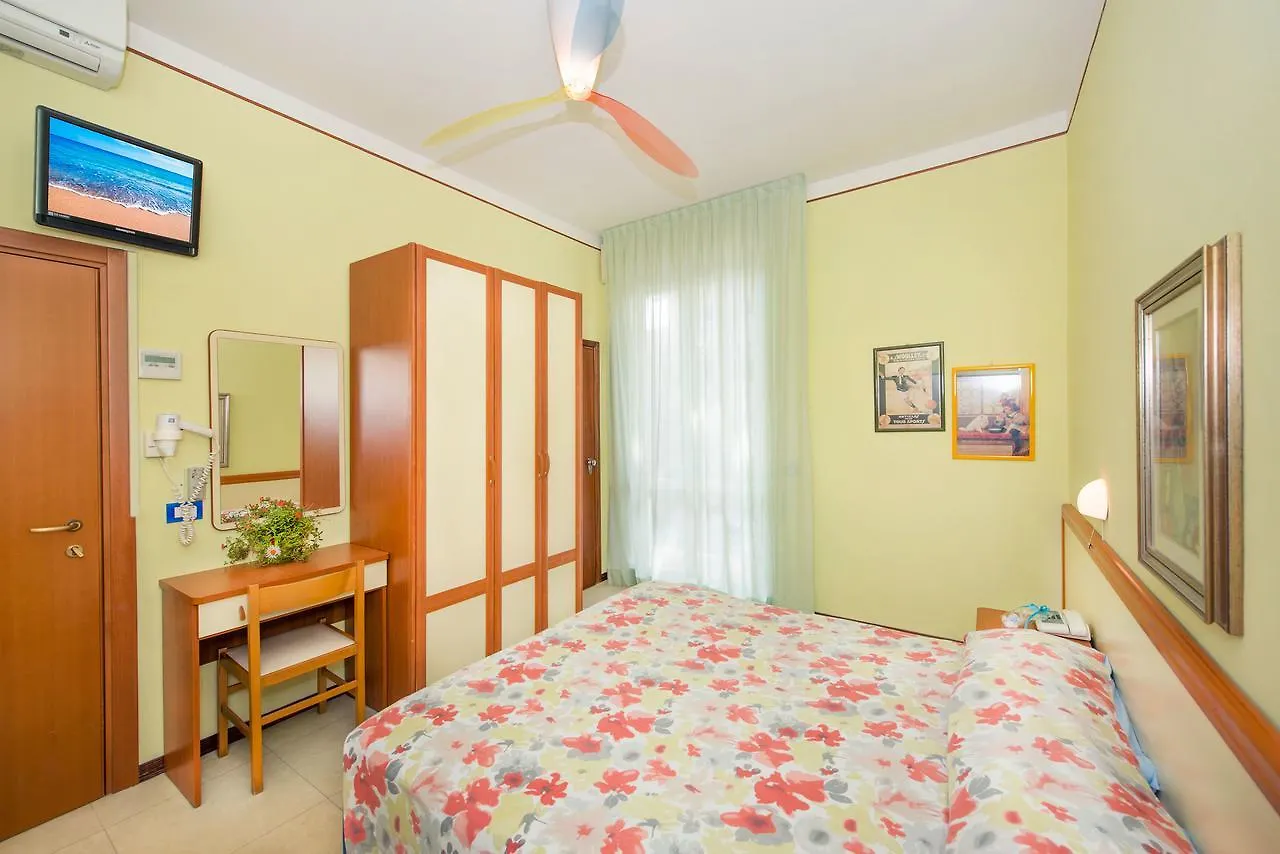 Hotel Sporting Pinarella 3*,